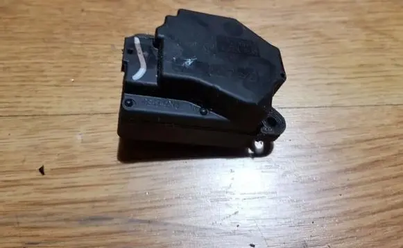 Volvo C30 Air flap motor/actuator 4n5h19e616ac 6652a