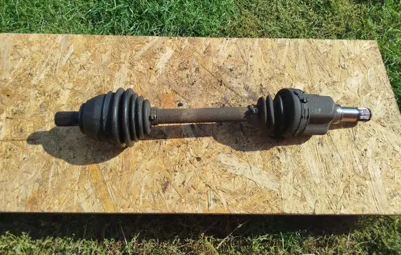 Volvo C30 Front driveshaft 