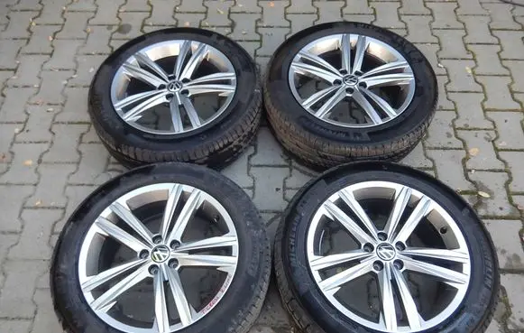 Volkswagen T-Cross R17 alloy rim 