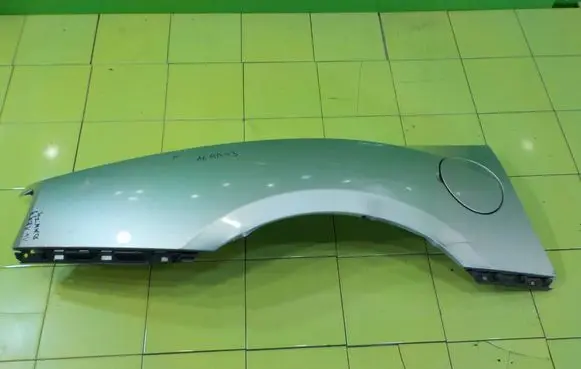 BMW Z4 E85 E86 Fender PRAWY