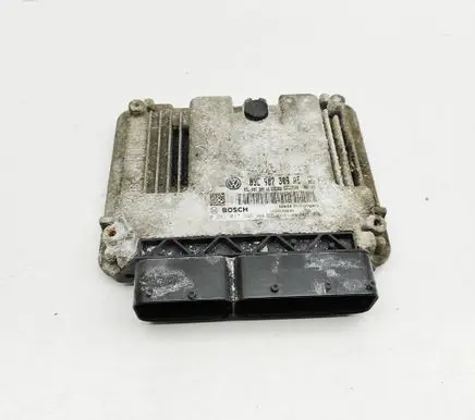 Volkswagen PASSAT B7 Engine control unit/module 03L907309AE 0281017946