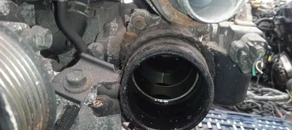 Lexus IS 220D-250-350 Throttle valve