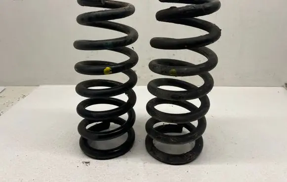 Mitsubishi Pajero Front coil spring