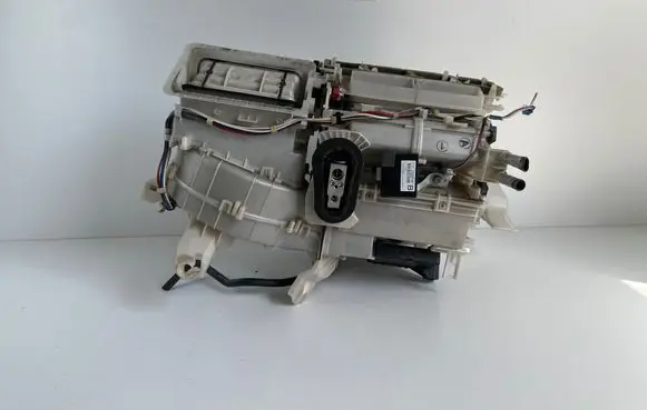 Toyota RAV 4 (XA30) Interior heater climate box assembly 4431509790 8705042391 8701042531