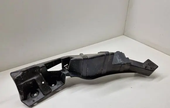 BMW i3 Fender mounting bracket 7368158