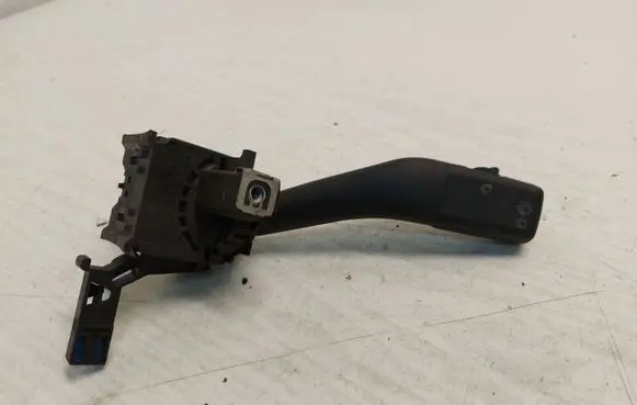 Volkswagen Golf V Wiper control stalk 1K0953519 01203504 20350451415109