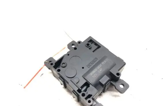 Toyota Corolla E210 E21 Air flap motor/actuator 063800-2031