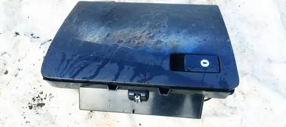 Volkswagen PASSAT B6 Glove box 3C1857114