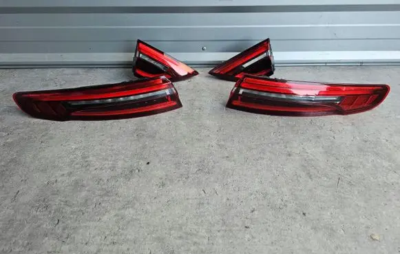 Maserati GranTurismo II Rear/tail lights set 