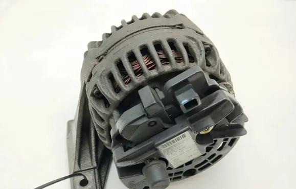Volvo S60 Generator/alternator 30667894 0124525060