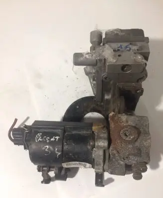 Volkswagen PASSAT B4 ABS Pump 10044707243