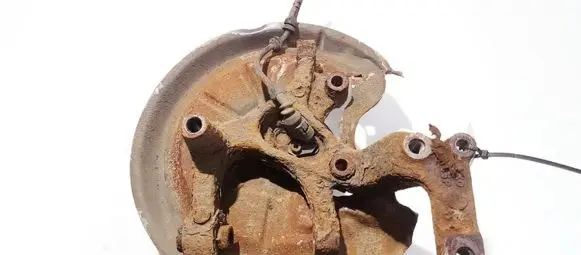 Rear wheel hub