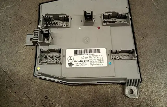 Mercedes-Benz E W213 Comfort/convenience module a2139009537