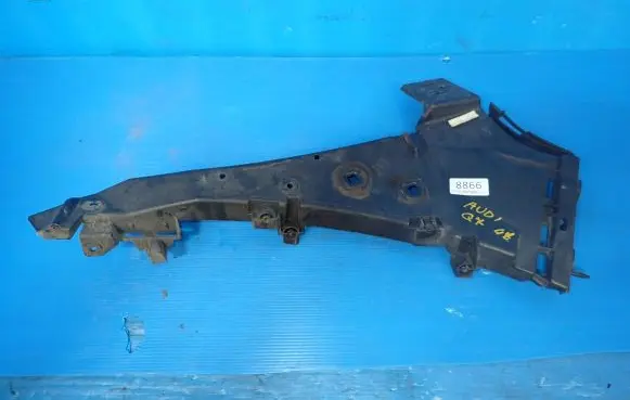 Audi Q7 4L Front bumper mounting bracket 4L0807284R