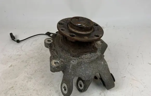 Maserati Levante Rear wheel hub 670037240