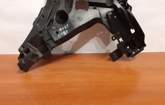 Volvo XC40 Bumper support mounting bracket corner 9465 32227484