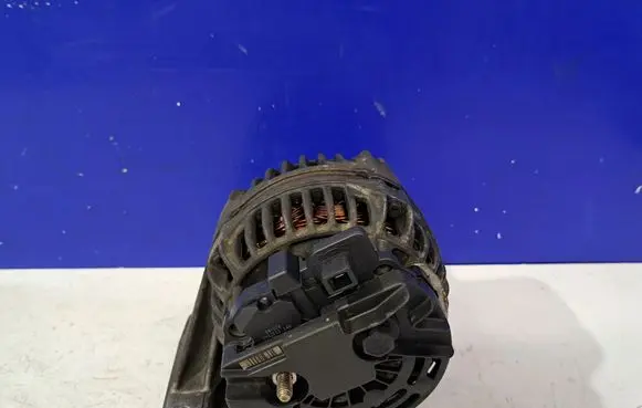 Volvo V70 Generator/alternator 0124525029 8676498