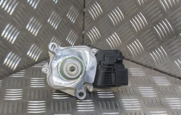 Porsche Macan (95B) Rear gearbox reducer/haldex oil pump