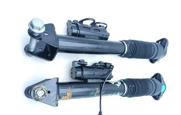 Mercedes-Benz GLS X166 Shock absorber/damper/air suspension A2923261300