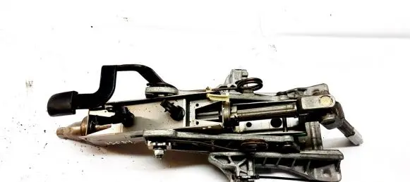 Ford C-MAX I Steering wheel axle 4M513C529AG 4M51-3C529-AG