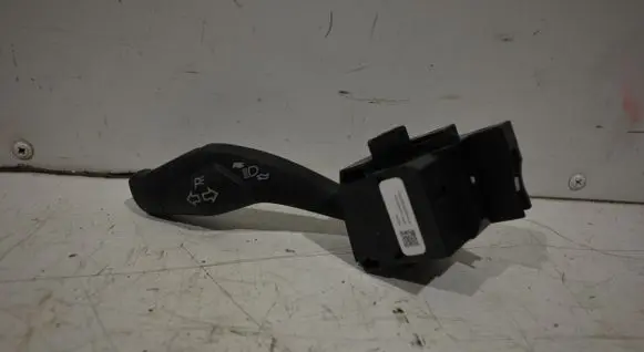 Ford Focus Indicator stalk AV6T13335AE