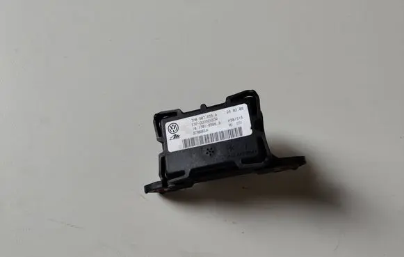 Volkswagen Golf V ESP acceleration yaw rate sensor 7H0907655A DC78B283JH 10170103663