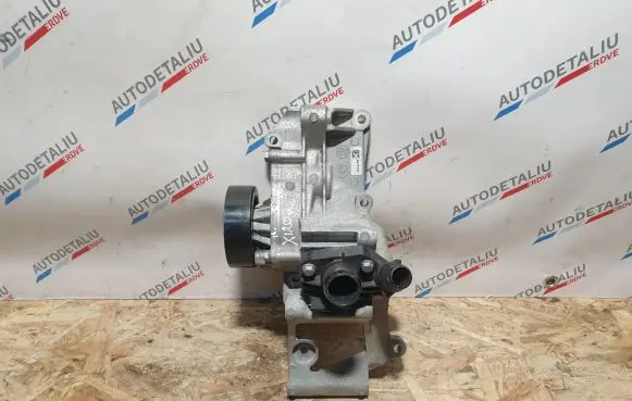 BMW X1 F48 F49 Water pump 8575850