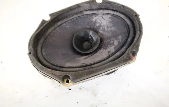 Mazda 3 I Front door speaker gj6a66960 3m81-18808-ca