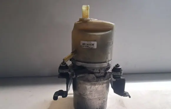 Volvo V50 Power steering pump 4N513K514DR 30742307