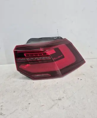 Volkswagen Golf VIII Rear/tail lights 5H0945208A