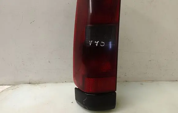 Volvo S70 V70 V70 XC Rear/tail lights 91027