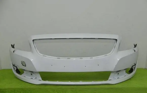Volvo S80 Front bumper 31353444