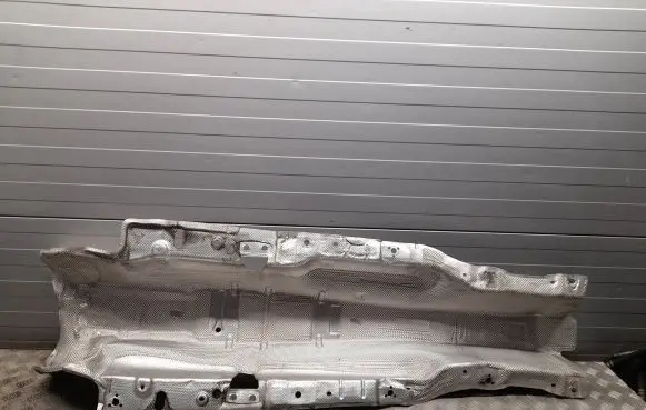 Audi Q3 F3 Exhaust heat shield 5QF825662C