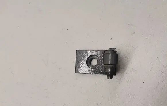 BMW X5 F15 Front door upper hinge 7325056
