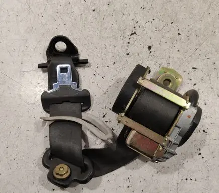 Renault Laguna II Rear seatbelt B508658