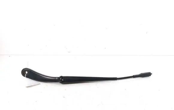 Mercedes-Benz CLA C117 X117 W117 Front wiper blade arm A1768200044