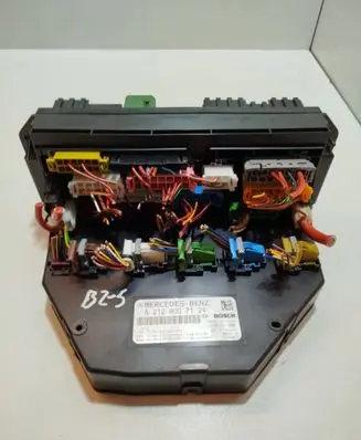 Mercedes-Benz E W212 Fuse module A2129007124 A2129024504