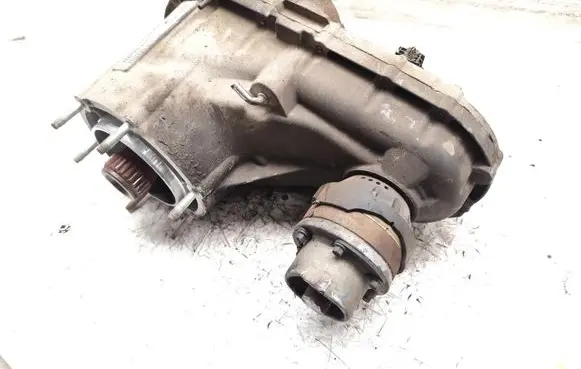 Jeep Grand Cherokee (WK) Gearbox transfer box case P52853452AB