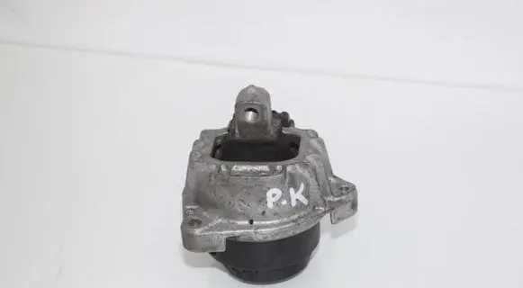 BMW 5 F10 F11 Engine mount bracket 6851265 22116851265