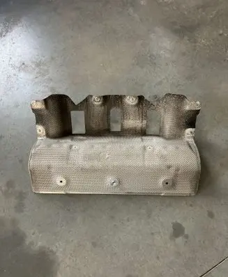 BMW 5 G30 G31 G38 Exhaust heat shield 7340227 51164310 1050A