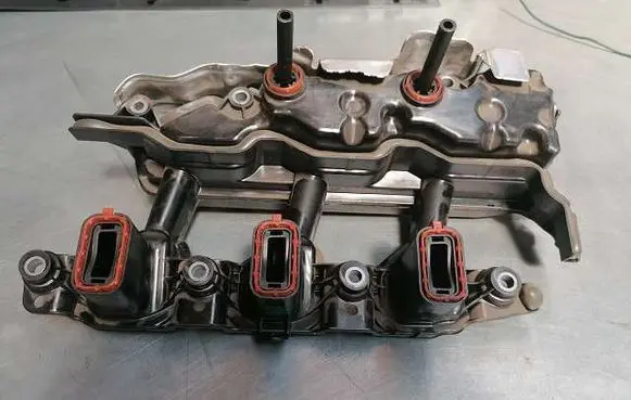 Opel Zafira C Intake manifold