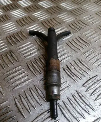 Ford Galaxy Fuel injector 028130201T