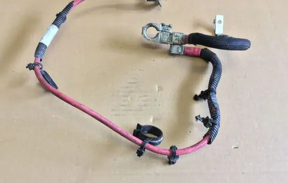 Jeep Cherokee Positive cable (battery) 68165484AD