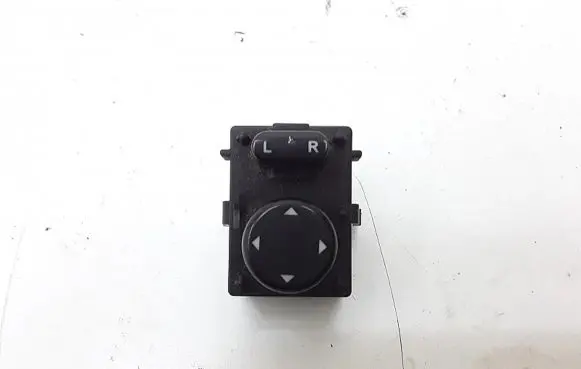 Mercedes-Benz Sprinter W901 W902 W903 W904 Wing mirror switch A0045459207