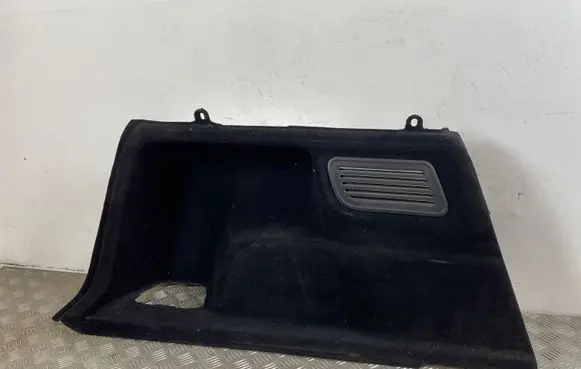 Alfa Romeo Stelvio Trunk/boot lower side trim panel 1561294650 L001319620 1001319620