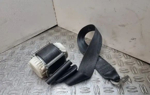 Volkswagen Eos Rear seatbelt 1Q0857805 33055094B