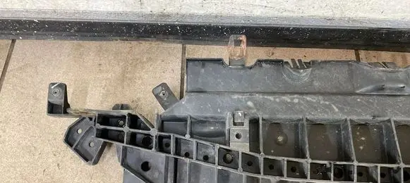 Citroen C3 Front bumper skid plate/under tray 9805085080
