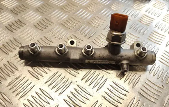 Audi A4 S4 B8 8K Fuel main line pipe 059130089AH 059130758K
