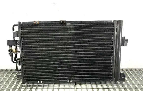 Opel Zafira A Coolant radiator 