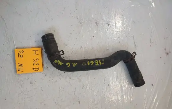 Renault Megane II Engine coolant pipe/hose 84154602